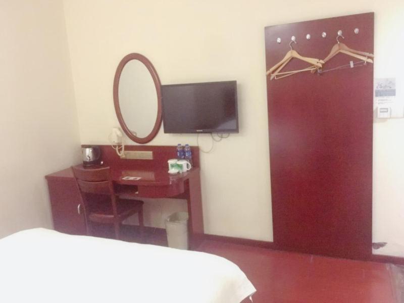 Greentree Inn Shanghai Pudong Airport Wild Animal Park Express Hotel Nanhui Extérieur photo